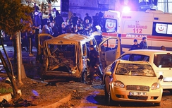 Thổ Nhĩ Kỳ rung chuyển vì đánh bom kép, hơn 80 người thương vong