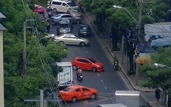 Thái Lan: Tài xế "ngáo đá" lái xe tải đâm 30 ôtô trên đường
