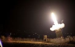 Video: "Vòm Sắt" của Israel chặn đứng tên lửa Ai Cập