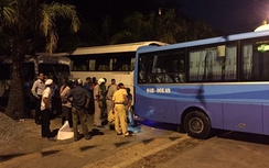 Bình Thuận: Tài xế xe khách lùi bất cẩn tông chết phụ xe
