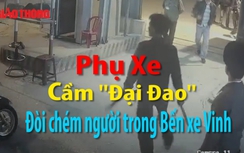 Video: Xách "đại đao" đại náo bến xe