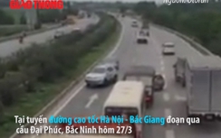 Ba ô tô chạy ngược chiều trên cao tốc Hà Nội - Bắc Giang