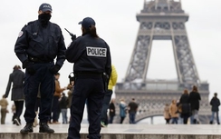 Pháp bắt giữ hai "nữ quái" 14, 15 tuổi nghi chuẩn bị khủng bố