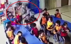 Video:Cô giáo mầm non đánh vào đầu, lôi xềnh xệch trẻ gây phẫn nộ