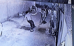 Video: Nam thợ hồ bị nhóm côn đồ đánh chết ở TP.HCM