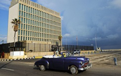 Mỹ rút 60% nhân viên ngoại giao, ngừng cấp visa cho Cuba