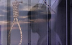 Đối tượng nghi hiếp dâm bé gái 13 tuổi treo cổ tự tử