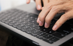 Apple sẽ loại bỏ hoàn toàn bàn phím vật lý trên MacBook?