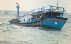 Cứu nạn thành công 12 ngư dân ngoài biển Đà Nẵng