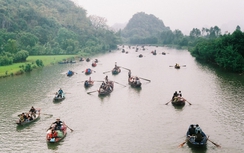 Chùa Hương miễn phí tham quan 3 ngày Tết