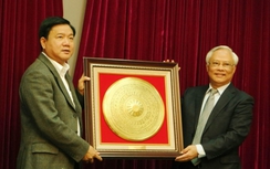Phó Chủ tịch QH Uông Chu Lưu chúc Tết Ủy ban ATGT Quốc gia
