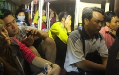 Hà Tĩnh: Phát hiện xe khách “nhồi nhét” 65 hành khách
