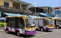 Huế: Đề nghị cấp biển số cho xe điện chạy "chui"