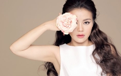Hải Yến bị bỏng mắt do đeo áp tròng