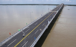 “Chạy nước rút” trên công trình cầu Cổ Chiên