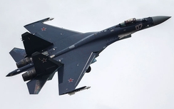 Không quân Nga tiếp nhận "siêu tiêm kích" Su-35S