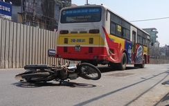 Xe buýt lại đè chết người ở Cầu Giấy, Hà Nội