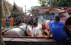Thái Lan: Nổ động cơ thuyền, hơn 60 người bị thương