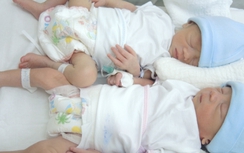 Cặp sinh đôi ra đời nhờ mang thai hộ đầu tiên ở Việt Nam
