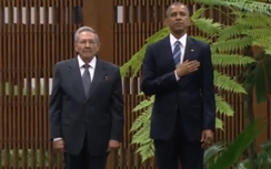 Video ông Castro và Obama duyệt đội danh dự