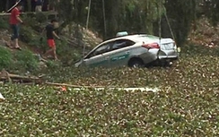 Phó Thủ tướng chỉ đạo khắc phục vụ taxi chìm hồ, 4 người chết