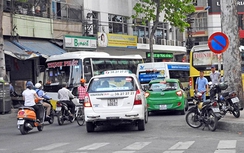 "Phục kích" xe khách trá hình ở Hà Nội và TP. Hồ Chí Minh