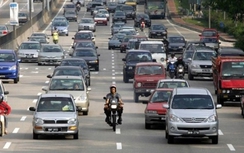 Malaysia không khuyến khích người dân dùng xe gắn máy