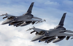 Việt Nam "nhắm" tiêm kích F-16 cùng tàu chiến LCS từ Mỹ?