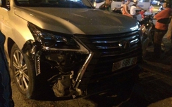 Lexus LX570 2016 đầu tiên gặp nạn tại Việt Nam