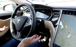 Tesla cố tình "ỉm" thông tin số lượng xe tai nạn?
