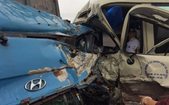 Tin TNGT mới nhất: Ba xe ô tô đâm nhau, 11 người bị thương