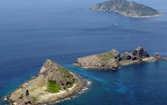 Hơn 200 tàu cá, tàu hải cảnh Trung Quốc áp sát đảo Senkaku