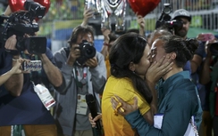 Màn cầu hôn lãng mạn của người đồng tính tại Olympic Rio 2016