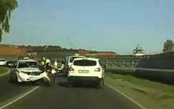 Cảnh sát “mạnh tay” với người vi phạm giao thông