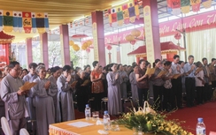 Video: Lễ cầu siêu nạn nhân TNGT ở Hưng Yên