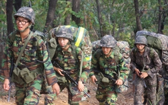 Tổng thống Hàn Quốc ra lệnh quân đội sẵn sàng chiến đấu