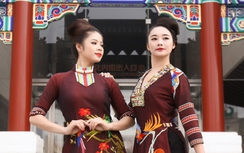 Thời trang Việt xuất ngoại: Nâng tầm hay chỉ là quảng cáo?