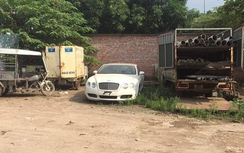 Cám cảnh Bentley Continental GTC bị đại gia Việt bỏ rơi