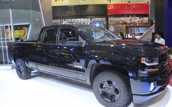 “Siêu bán tải” Chevrolet Silverado Midnight nổi bật tại VMS 2016