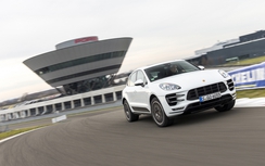 Mua xe Porsche Macan được đi Đức miễn phí