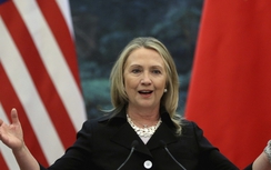 Bà Clinton tuyên bố dùng tên lửa bao vây Trung Quốc