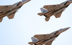 Bắc Kinh tố chiến đấu cơ Nhật ngắm bắn máy bay Trung Quốc