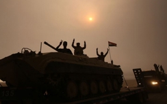 Iraq giải phóng phía nam Mosul, Thổ điều quân sát biên giới