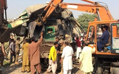 Pakistan: Hai tàu khách đâm trực diện, ít nhất 20 người chết