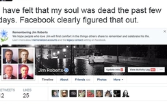 Người dùng Facebook lạnh người vì thông báo đã khuất