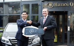 Khách sạn Hilton Hà Nội Opera nhận lô xe sang Mercedes-Benz E-Class