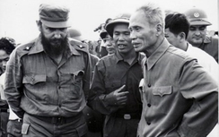 Video: Chuyến thăm đầu tiên của Fidel Castro tới Việt Nam