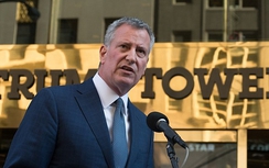 Thị trưởng New York "đòi nợ" 35 triệu USD bảo vệ ông Trump