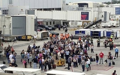 Xả súng tại sân bay Mỹ, ít nhất 5 người chết