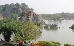 "Ngắm" vịnh Hạ Long thu nhỏ ở Đồng Nai